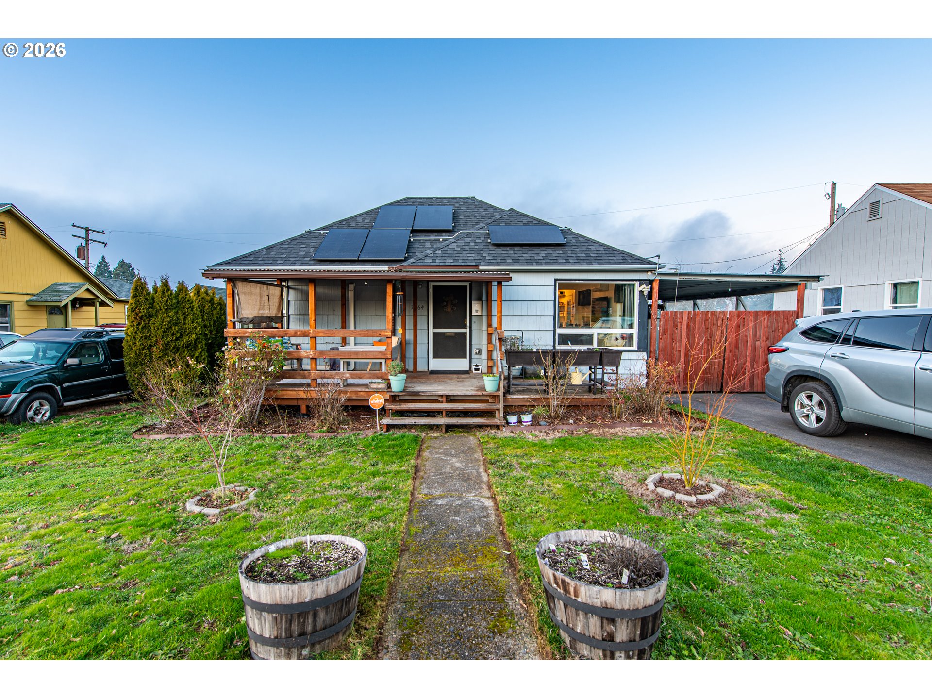 1064 Taylor Avenue Cottage Grove, OR 97424 - Photo 2 of 31