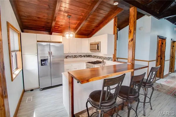 $228,000 | 238 North High Street, Carlinville, IL 62626