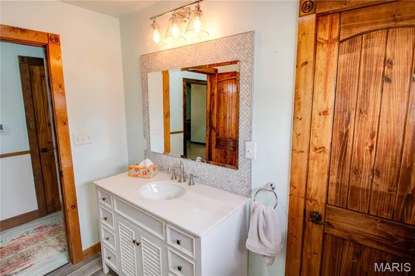 $228,000 | 238 North High Street, Carlinville, IL 62626