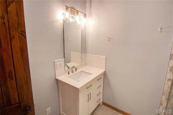 $228,000 | 238 North High Street, Carlinville, IL 62626