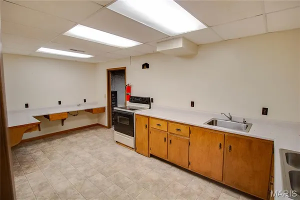 $228,000 | 238 North High Street, Carlinville, IL 62626