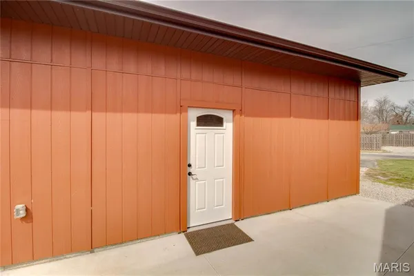 $228,000 | 238 North High Street, Carlinville, IL 62626