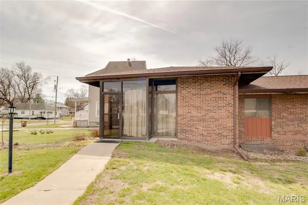 $228,000 | 238 North High Street, Carlinville, IL 62626