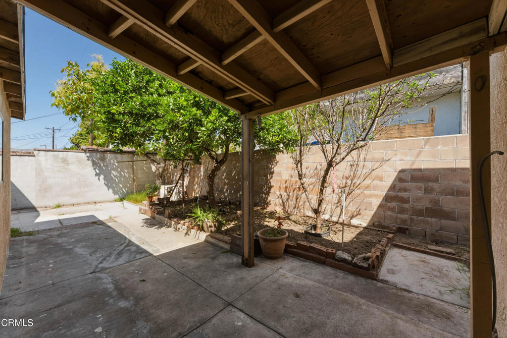 164 Harding Avenue Oxnard, CA 93030 - Photo 22 of 28