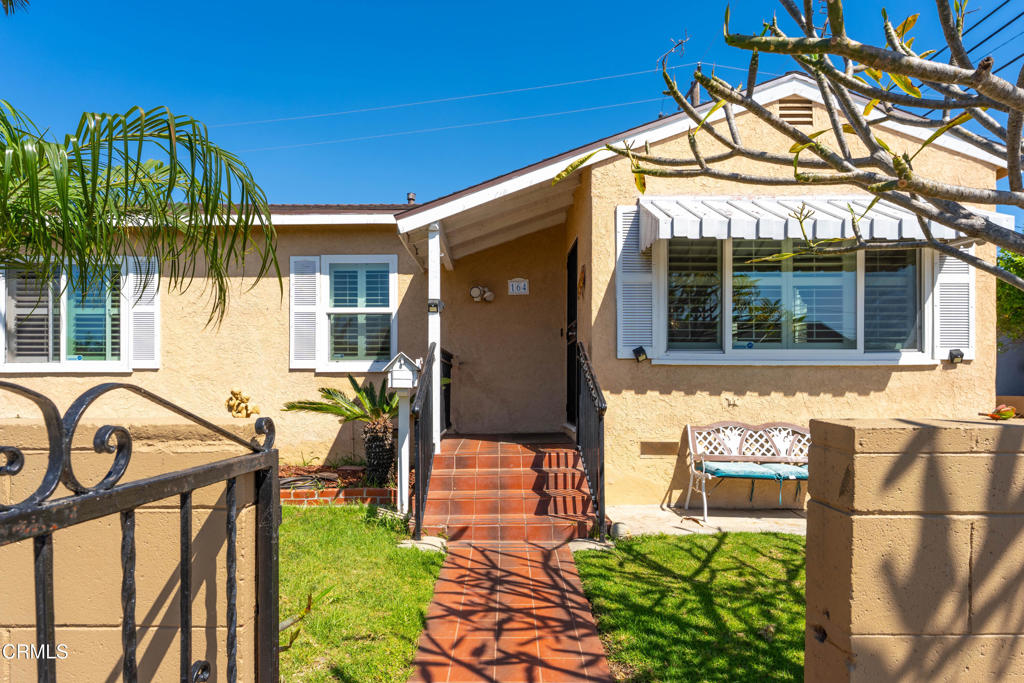 164 Harding Avenue Oxnard, CA 93030 - Photo 5 of 28