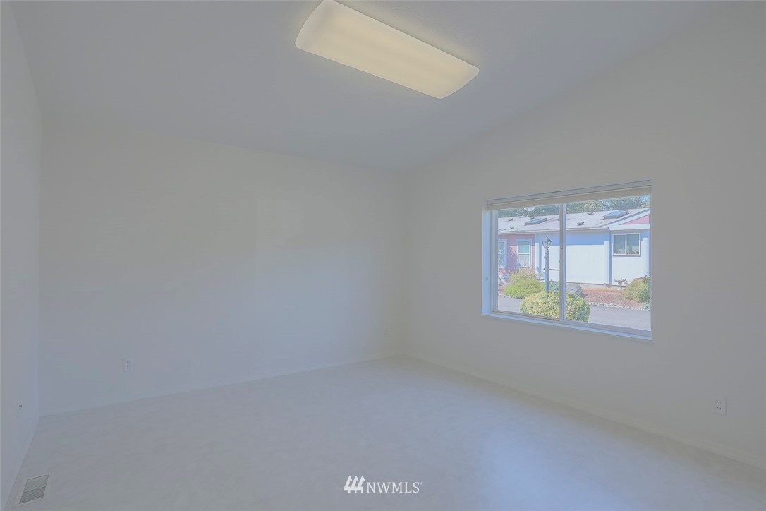 1118 Park Circle Bothell, WA 98021 - Photo 13 of 25
