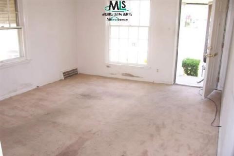 20238 Moross Road Detroit, MI 48224 - Photo 3 of 7 155965-2.JPG