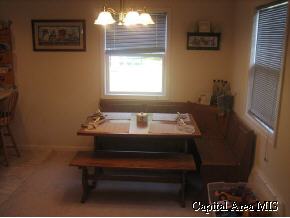 306 Polk Street Athens, IL 62613 - Photo 6 of 9 Gallery Image 6