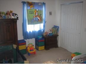 306 Polk Street Athens, IL 62613 - Photo 7 of 9 Gallery Image 7
