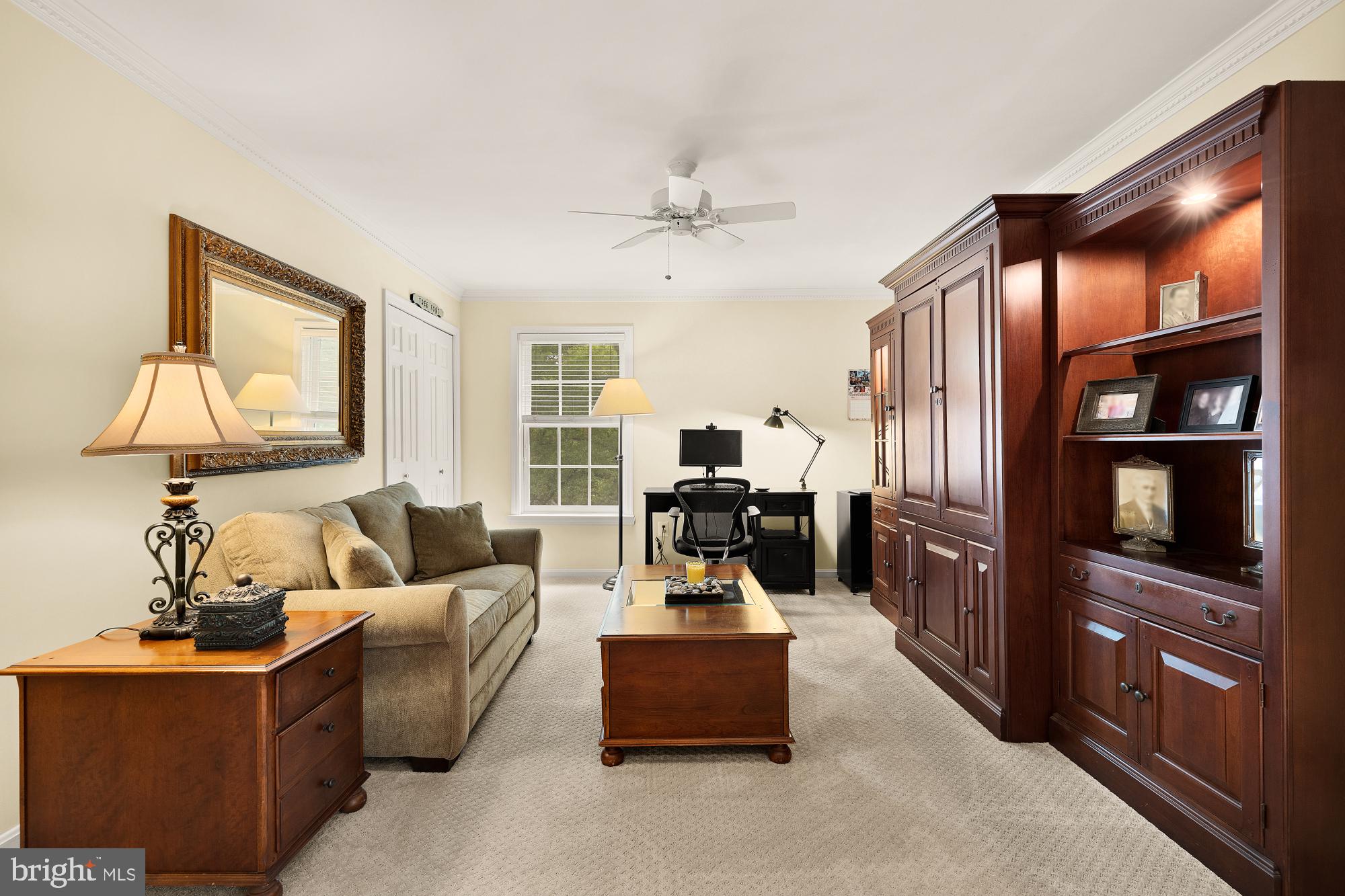 5117 Pheasant Ridge Road Fairfax, VA 22030 - Photo 38 of 59 a living room with furniture