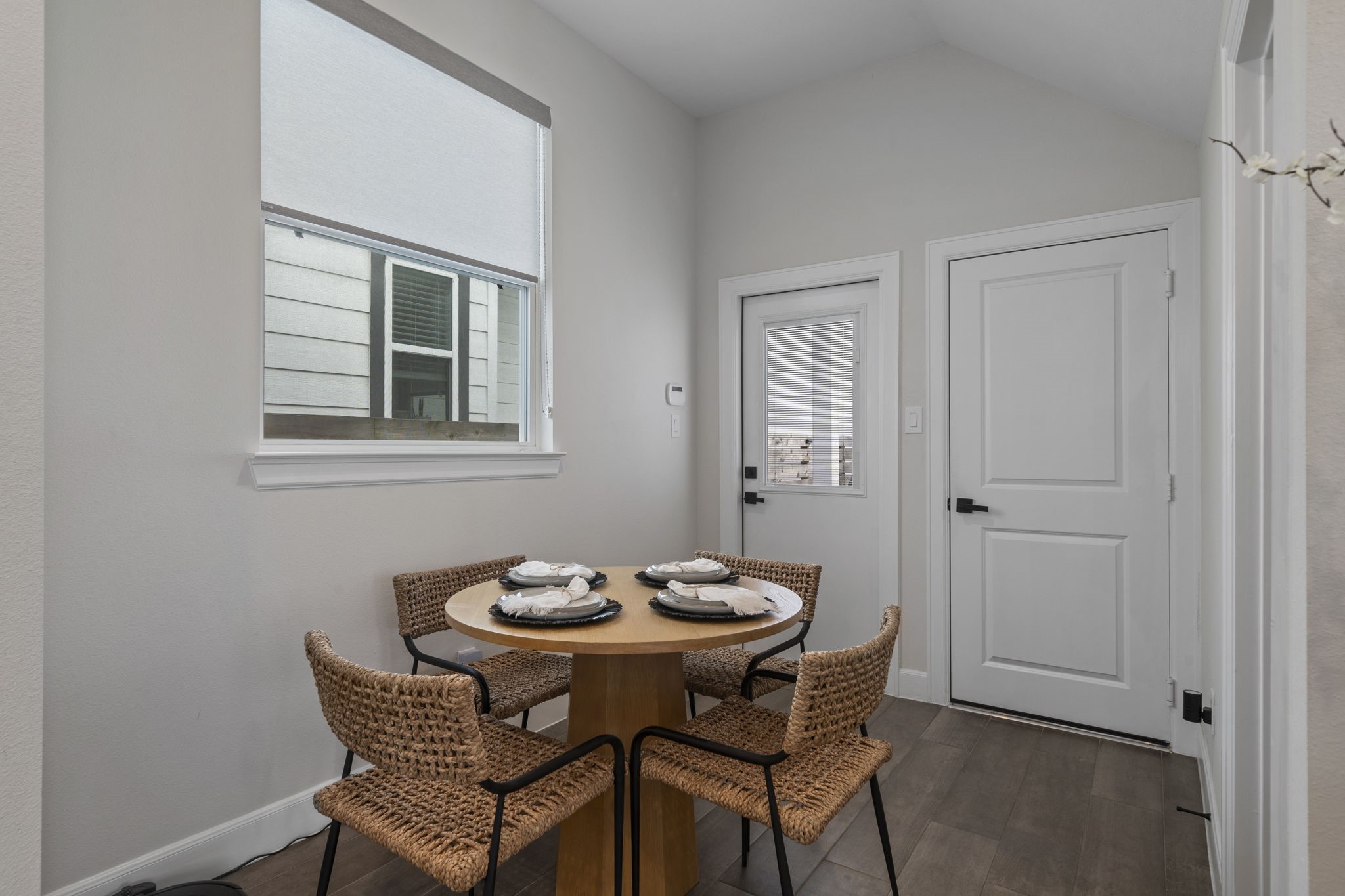 9555 Neuens Road, Unit A Houston, TX 77080 - Photo 6 of 14
