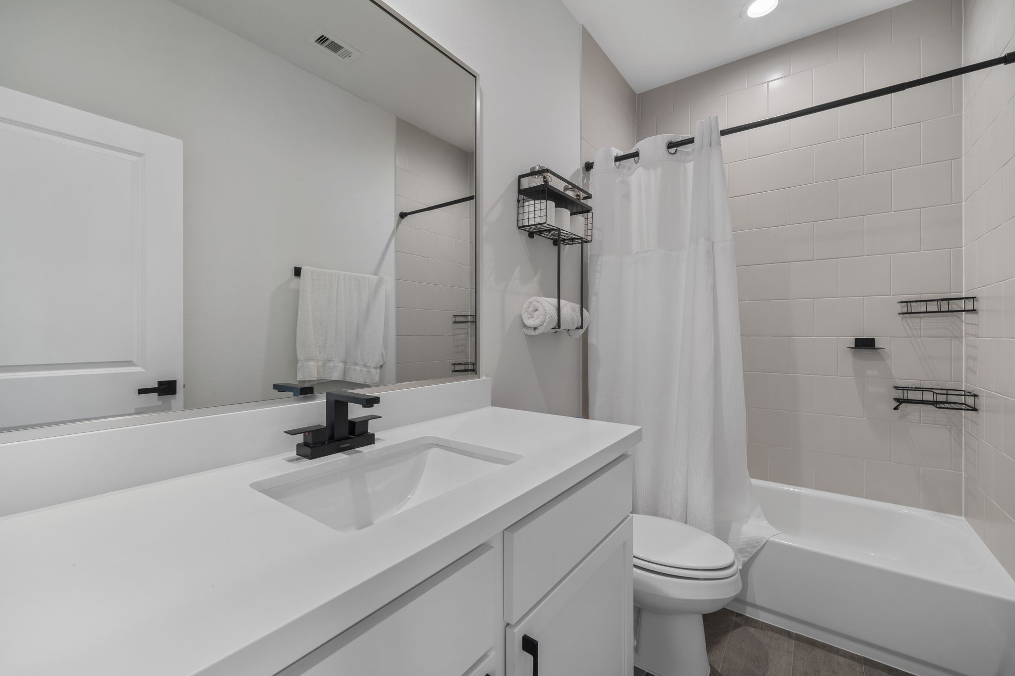 9555 Neuens Road, Unit A Houston, TX 77080 - Photo 9 of 14