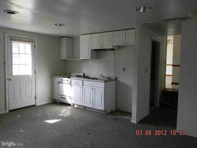 121 Utah Road Stevensville, MD 21666 - Photo 12 of 13 In-Law Kitchenette