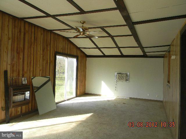 121 Utah Road Stevensville, MD 21666 - Photo 3 of 13 Family Room