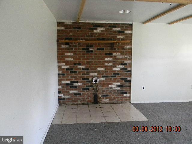 121 Utah Road Stevensville, MD 21666 - Photo 9 of 13 In-Law Family Room