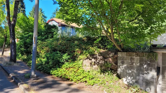 $474,000 | 11744 35th Avenue Northeast, Seattle, WA 98125