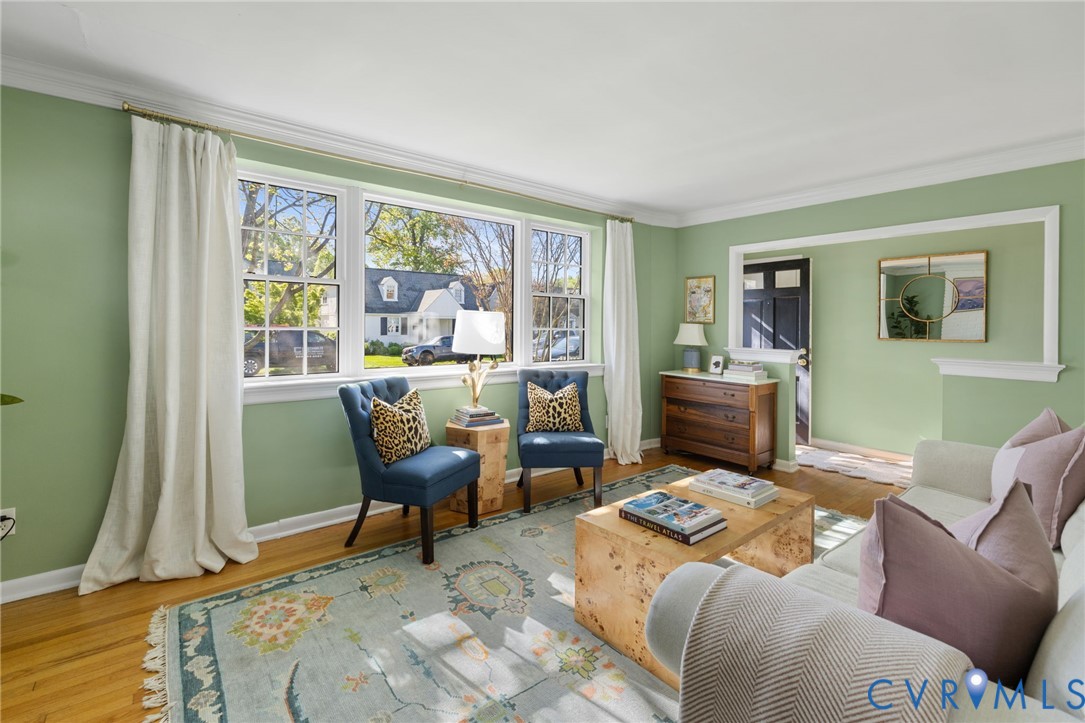 336 Lexington Road Richmond, VA 23226 - Photo 5 of 20 a living room with furniture and a large window
