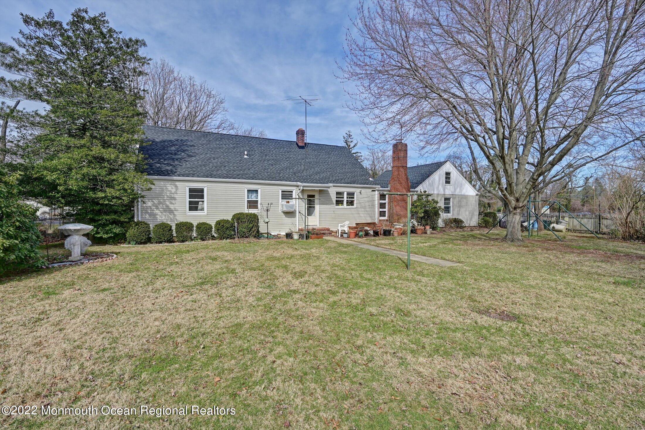 82 Wyckoff Road Eatontown, NJ 07724 - Photo 23 of 38 23-20167801