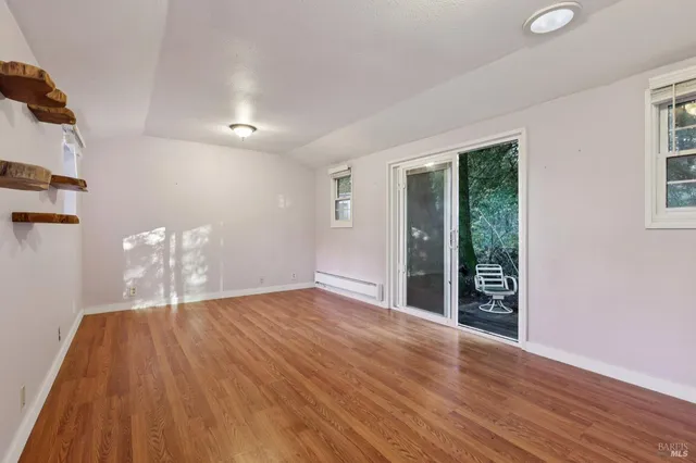 $799,999 | 189 Wagnon Road, Sebastopol, CA 95472