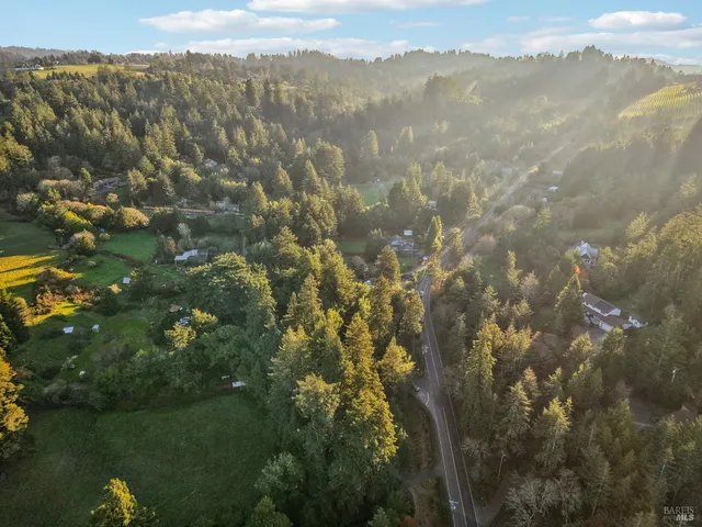 $799,999 | 189 Wagnon Road, Sebastopol, CA 95472
