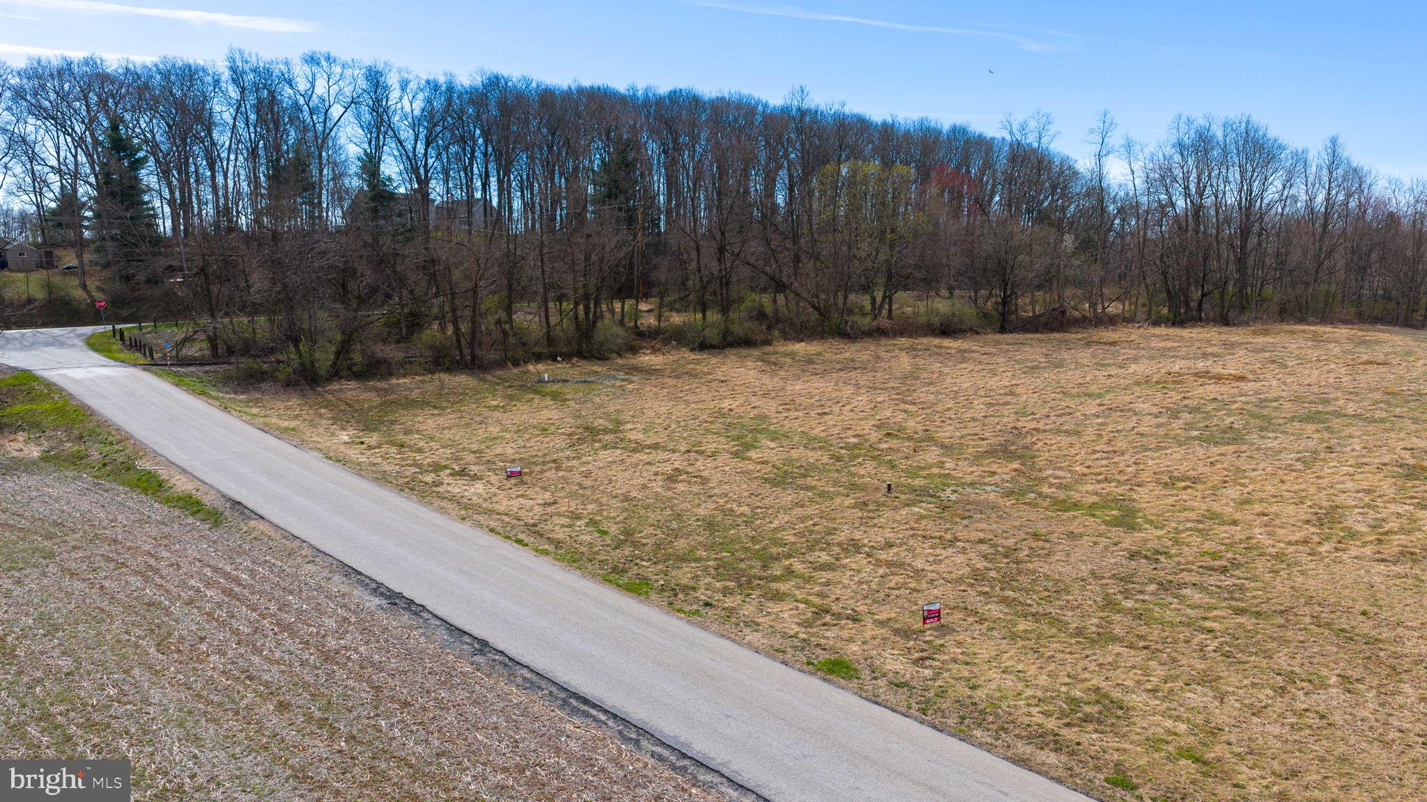 901 Kirchner Road New Freedom, PA 17349 - Photo 3 of 18 a view of wooden fence