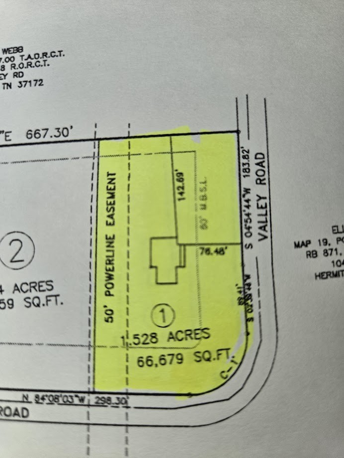 6006 Valley Road Springfield, TN 37172 - Photo 29 of 33 close up of a mirror