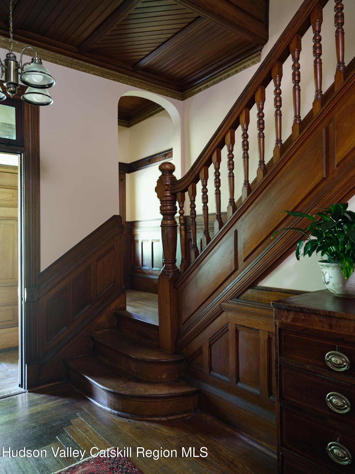 2659 County Rte 9 East Chatham, NY 12060 - Photo 17 of 46 a view of entryway