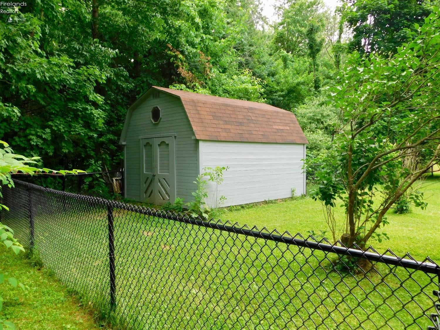 1260 Ridge Road North Norwalk, OH 44857 - Photo 10 of 39 Gallery Image 10