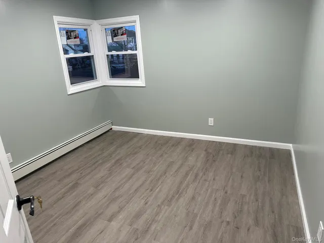 $3,500 | 136 Cary Place, Freeport, NY 11520