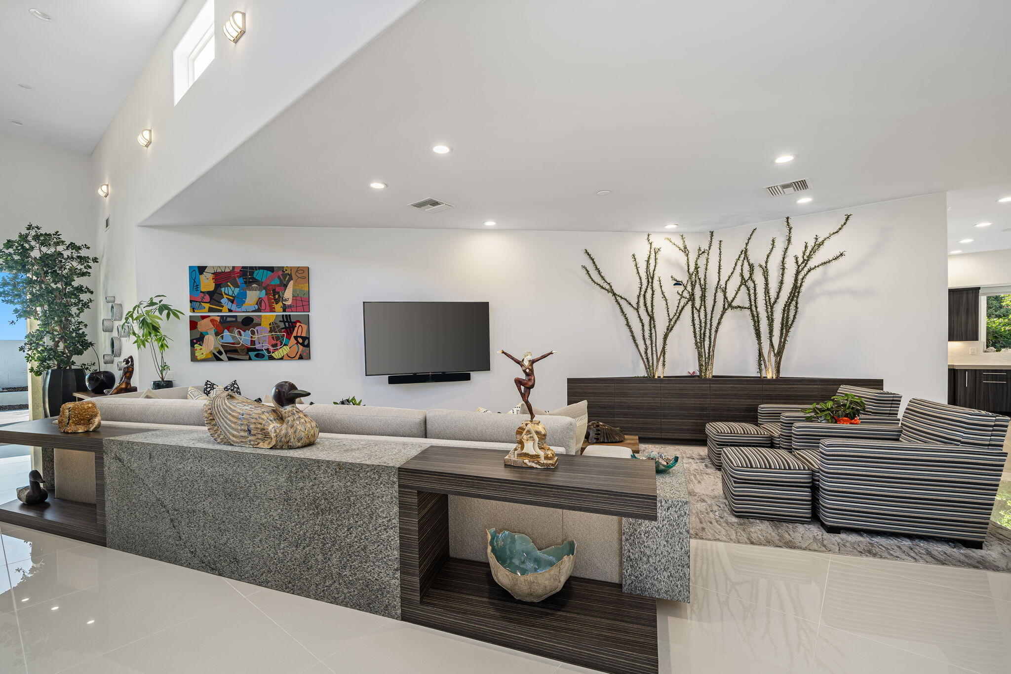 14 Stephen Terrace Rancho Mirage, CA 92270 - Photo 7 of 75 25-web-or-mls-JBTerrace_OPMG_1125_025