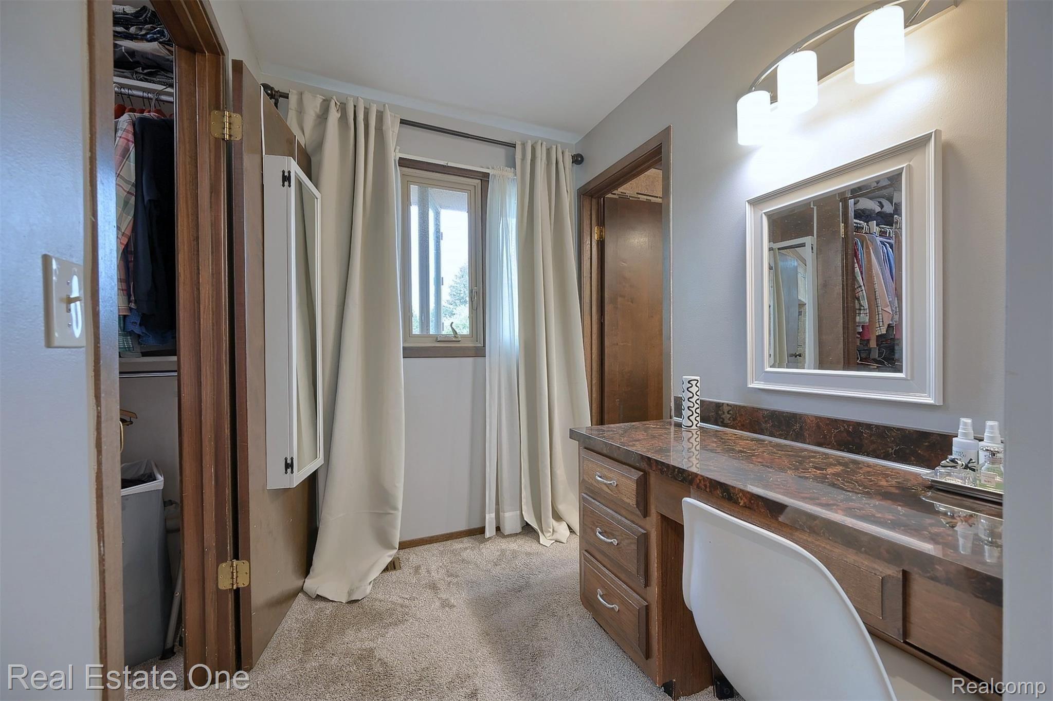 31227 Country Ridge Circle Farmington, MI 48331 - Photo 21 of 45 24-Master-Bedroom-Vanity.jpg