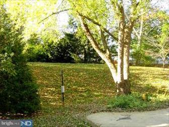 523 Marks Road Oreland, PA 19075 - Photo 4 of 5 View