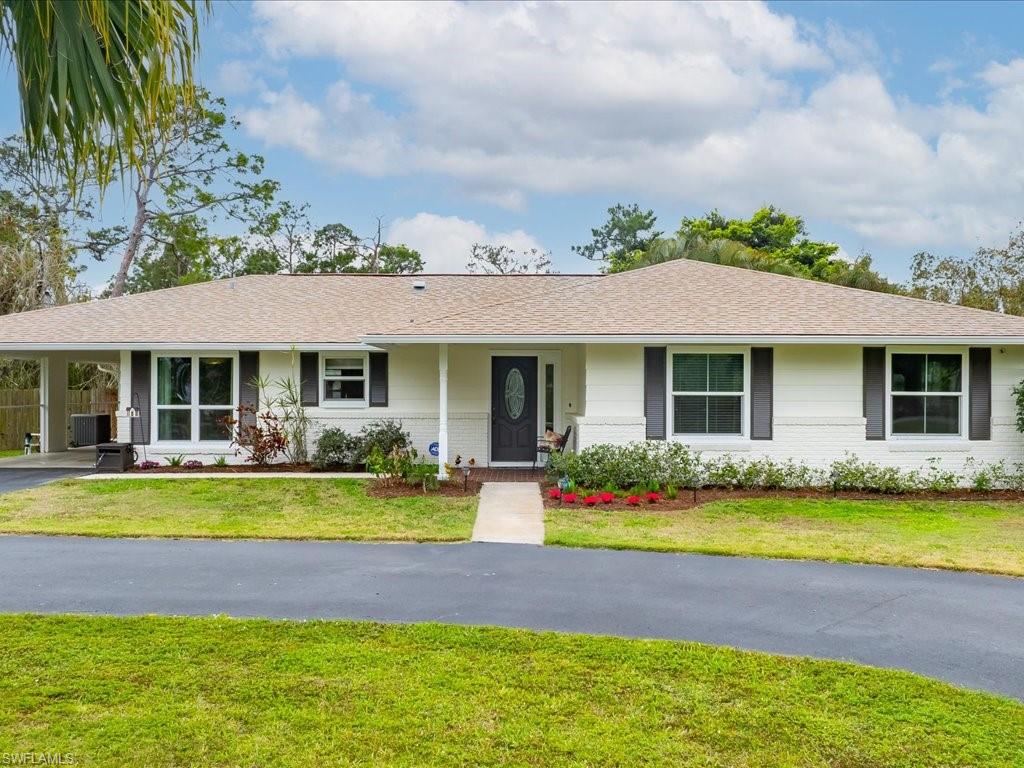 5272 Myrtle Lane Naples, FL 34113 - Photo 2 of 30
