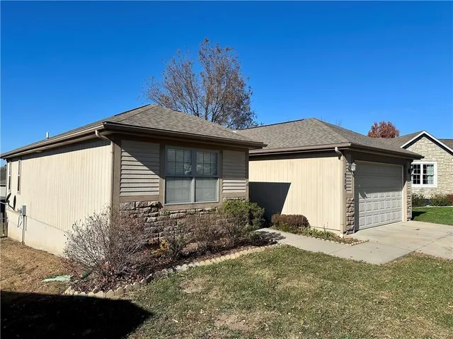 $349,000 | 710 Hidden Meadows Court, Paola, KS 66071