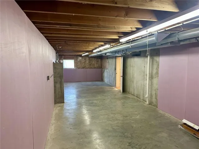 $349,000 | 710 Hidden Meadows Court, Paola, KS 66071