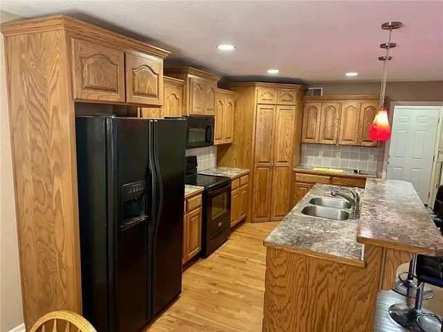 $349,000 | 710 Hidden Meadows Court, Paola, KS 66071