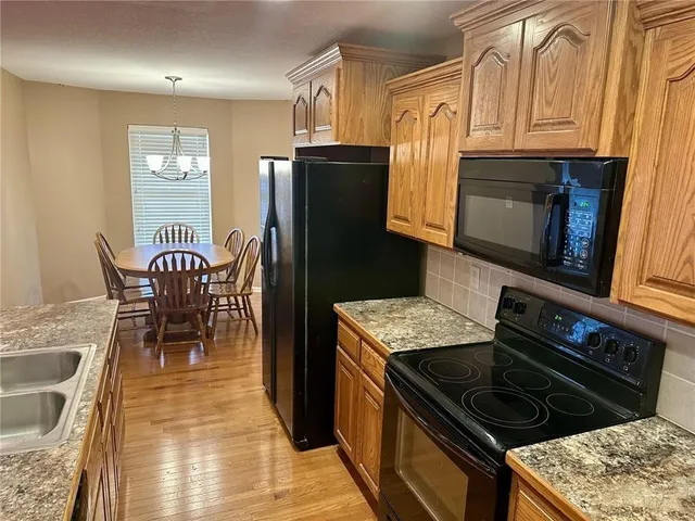 $349,000 | 710 Hidden Meadows Court, Paola, KS 66071