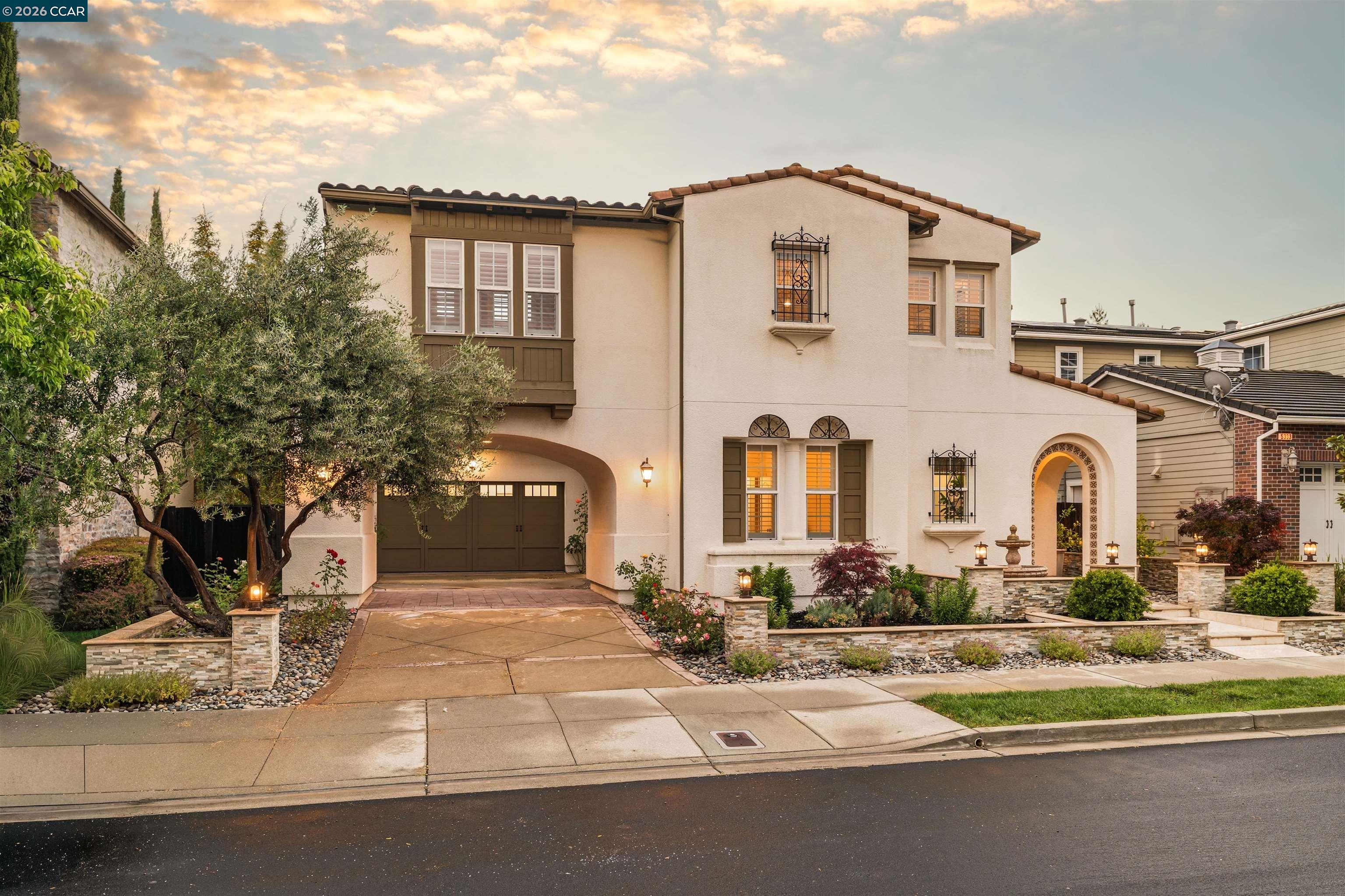 5325 Pembroke Way San Ramon, CA 94582 - Photo 2 of 37