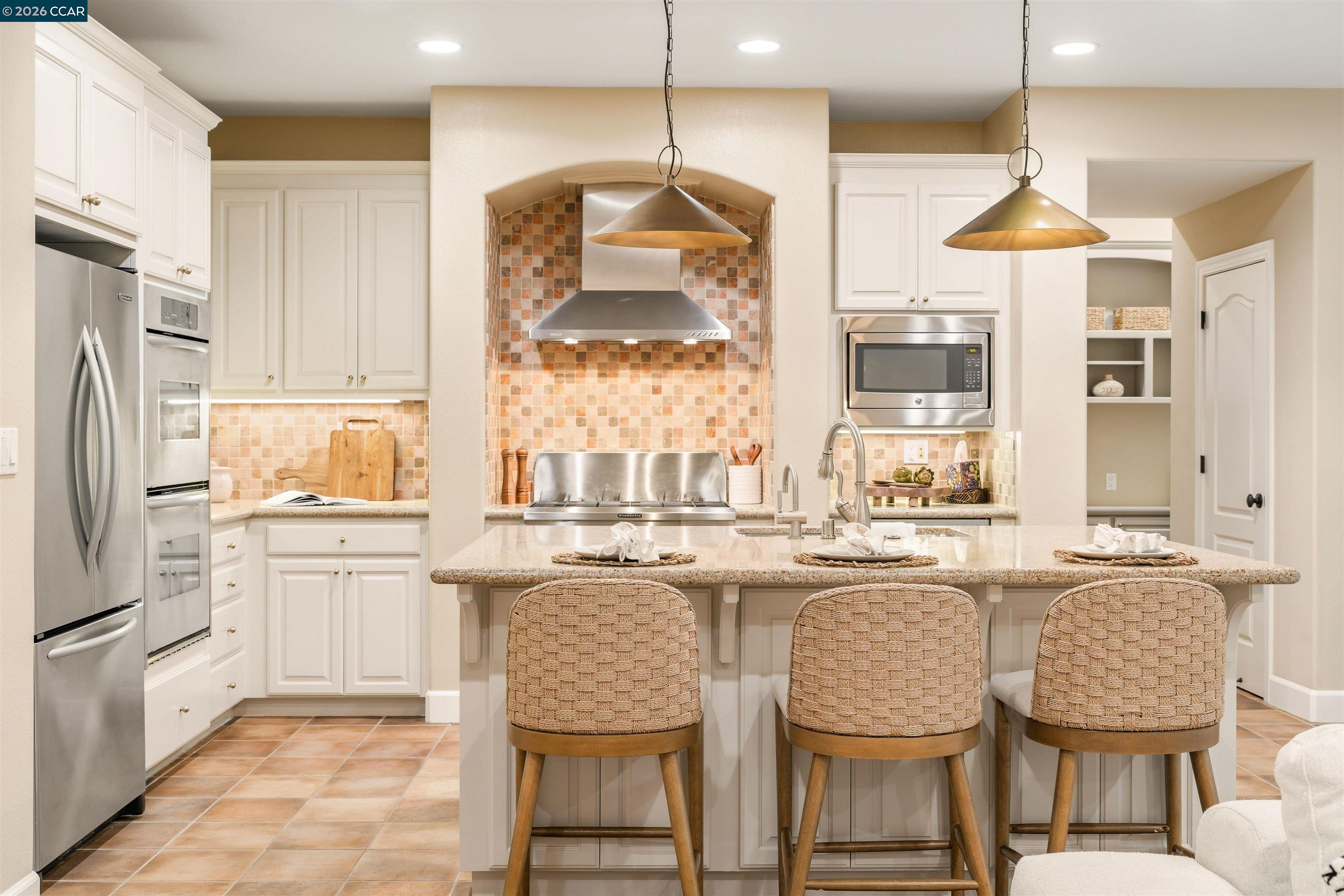 5325 Pembroke Way San Ramon, CA 94582 - Photo 7 of 37