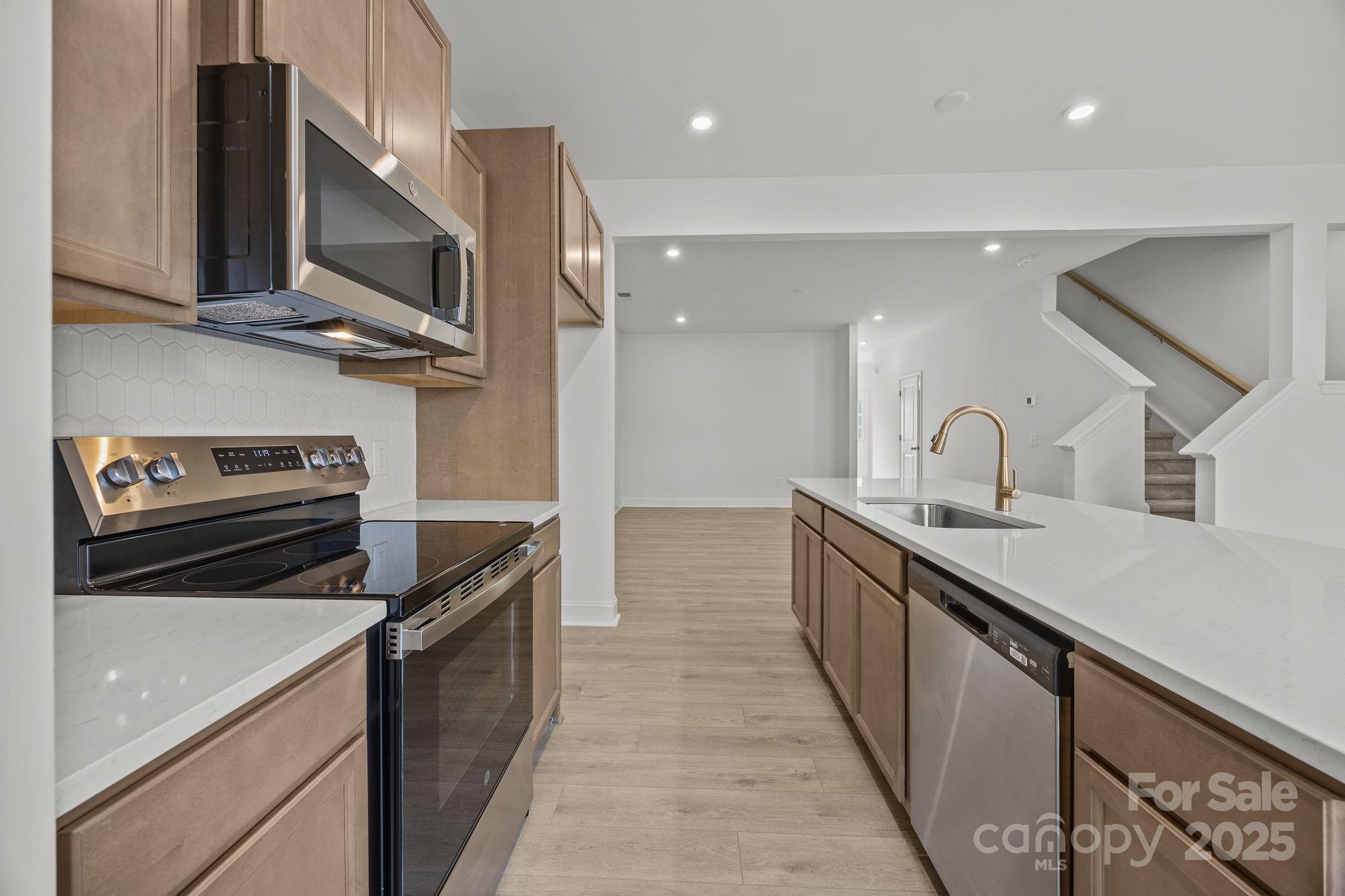 7708 Ethora Way Charlotte, NC 28216 - Photo 11 of 44