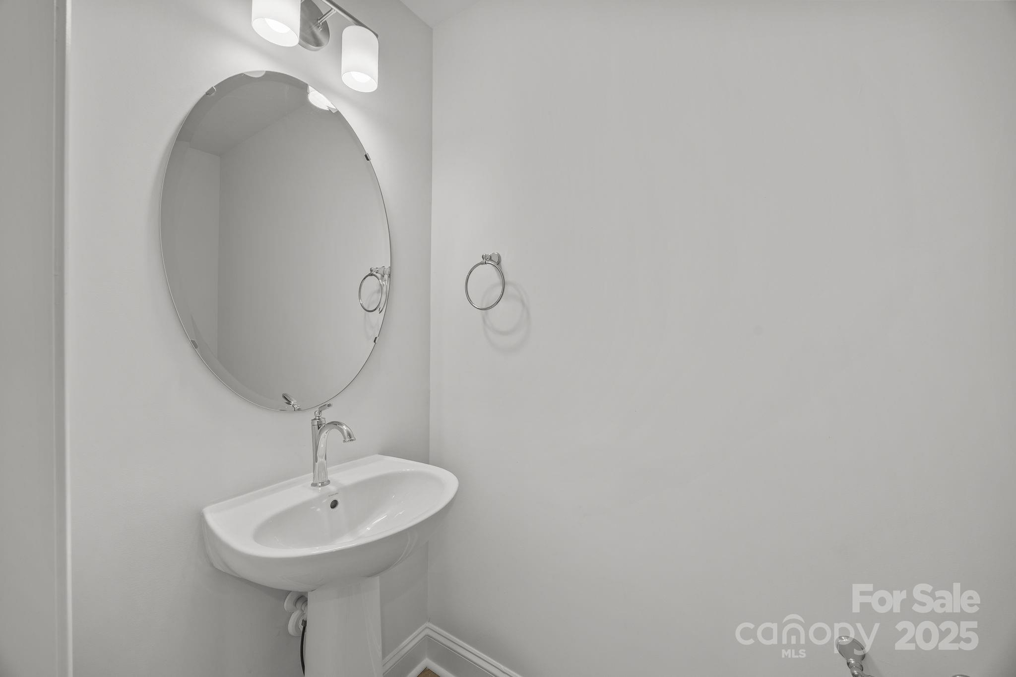 7708 Ethora Way Charlotte, NC 28216 - Photo 15 of 44