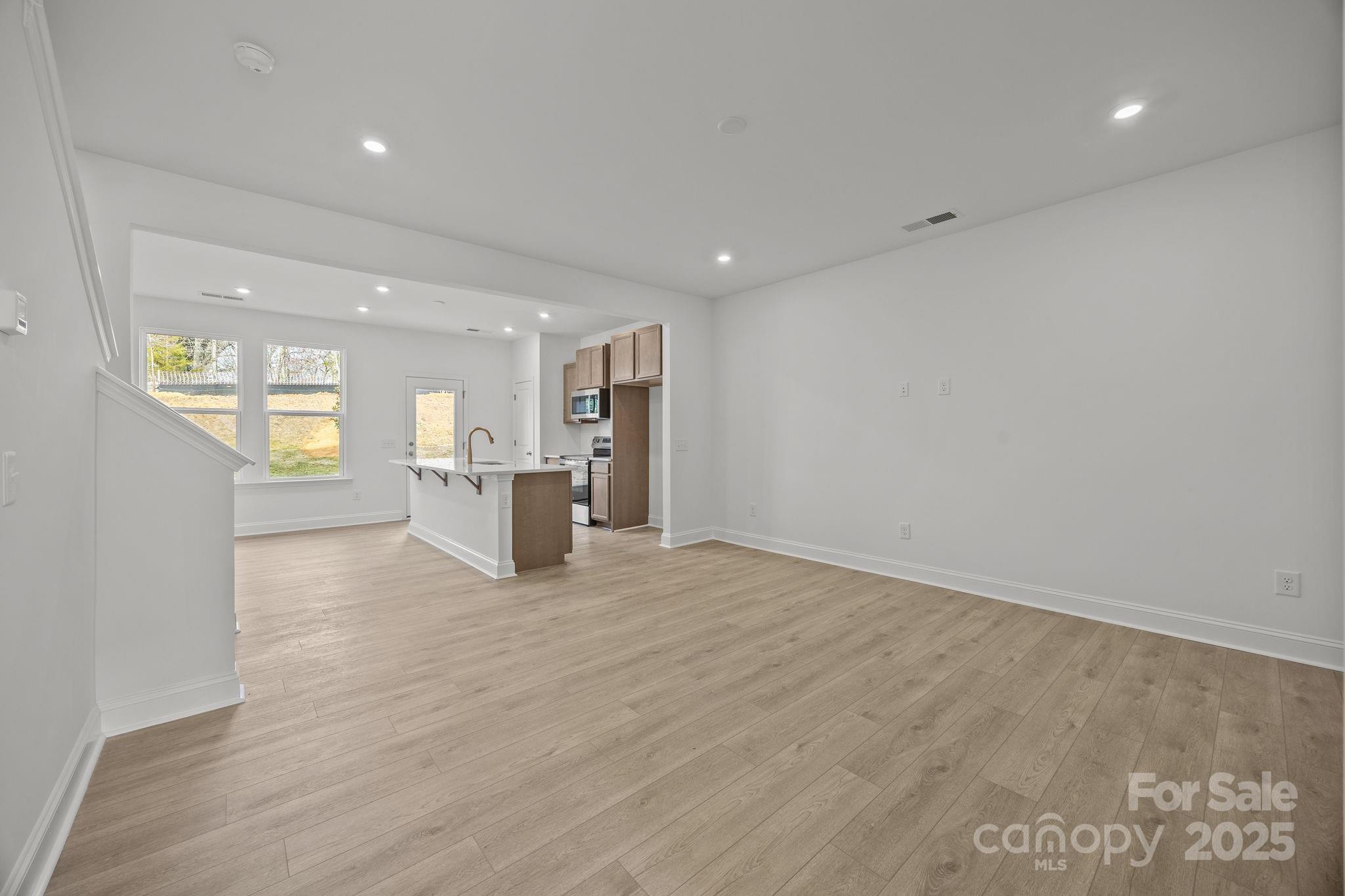 7708 Ethora Way Charlotte, NC 28216 - Photo 7 of 44