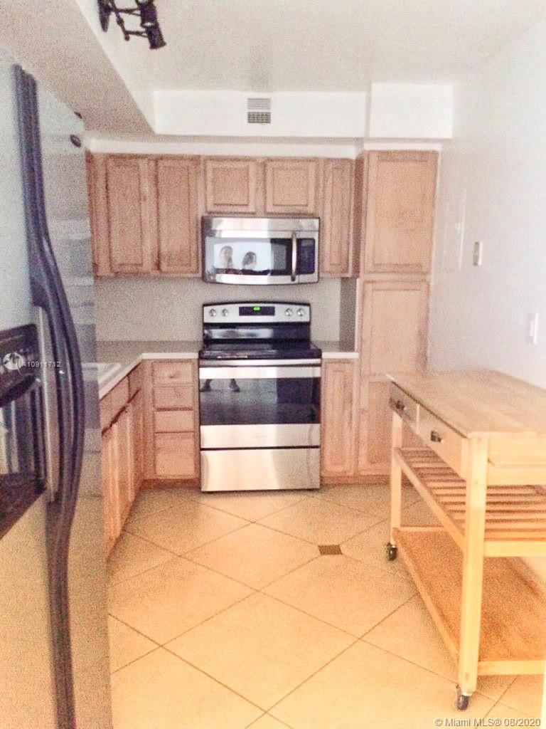 3800 Washington Road, Unit 304 West Palm Beach, FL 33405 - Photo 16 of 27