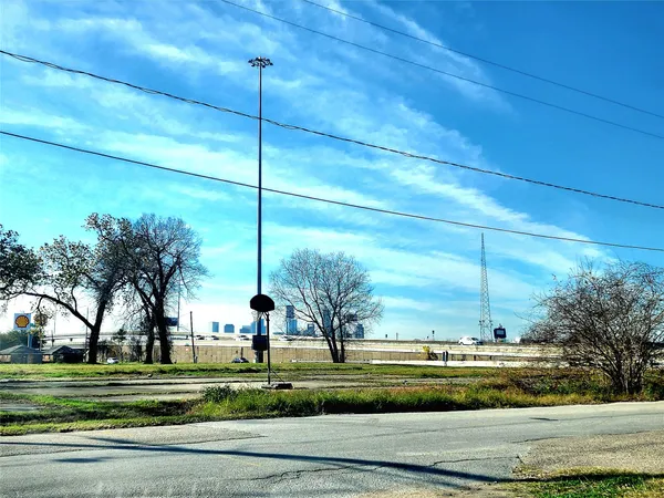 $950 | 3115 Christie Street, Houston, TX 77026