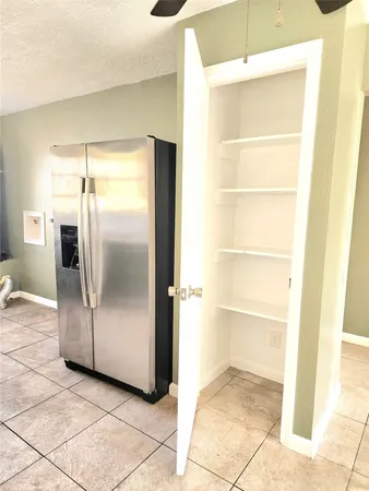 $950 | 3115 Christie Street, Houston, TX 77026
