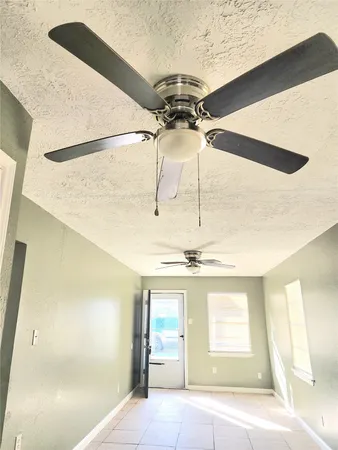 $950 | 3115 Christie Street, Houston, TX 77026