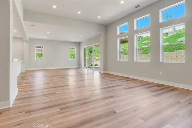 $1,728,990 | 6532 Canyon Oaks Drive, Simi Valley, CA 93063