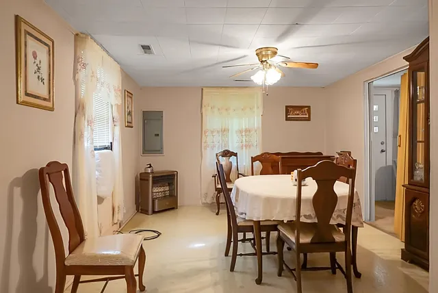 $195,000 | 174 Roosevelt Drive, St. Stephen, SC 29479