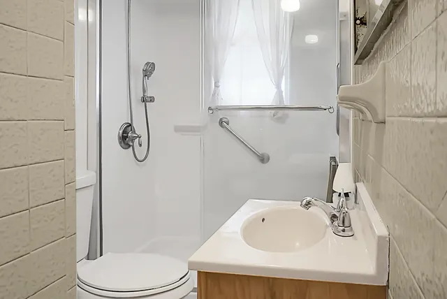 $195,000 | 174 Roosevelt Drive, St. Stephen, SC 29479