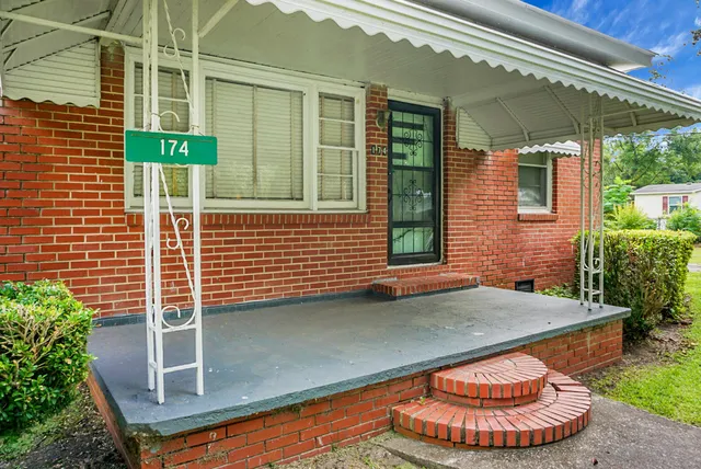 $195,000 | 174 Roosevelt Drive, St. Stephen, SC 29479